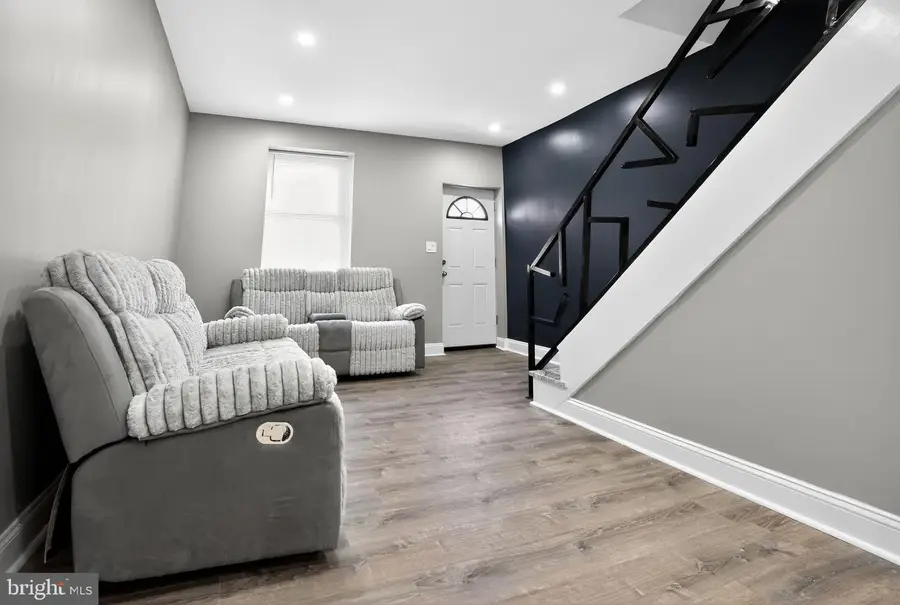 820 W Firth St, Philadelphia, PA 19133 - #2