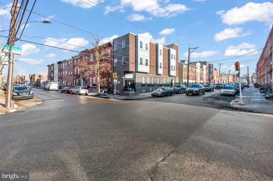 601 N 39th St, Philadelphia, PA 19104 - Image #2