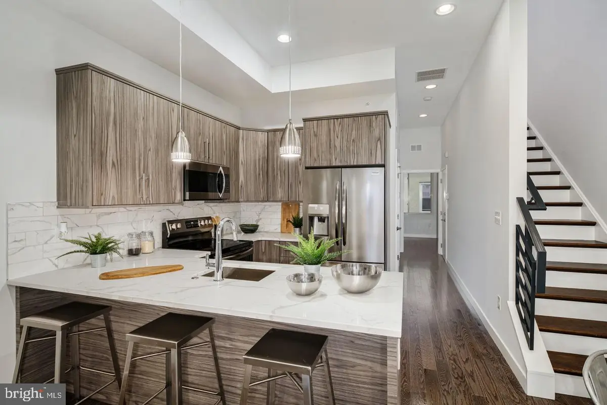 627 W Oxford St, Philadelphia, PA 19122 - Image #1