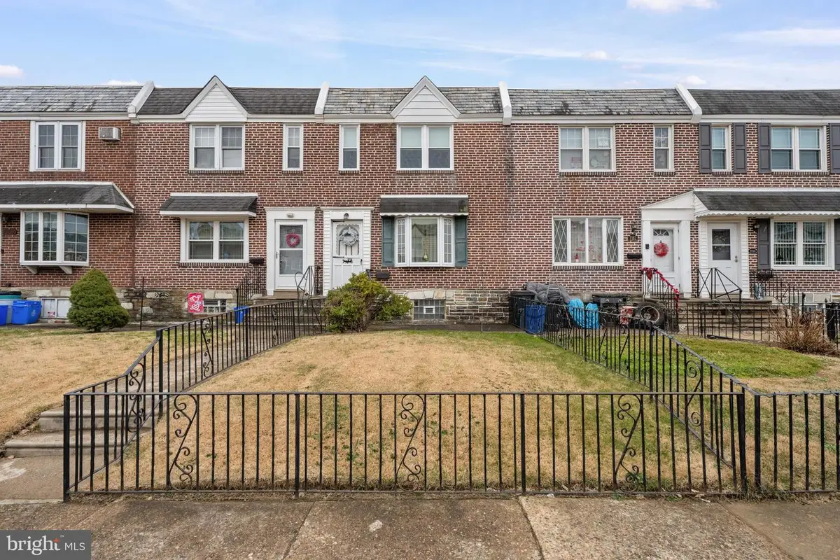 7163 Erdrick St, Philadelphia, PA 19135 - Image #1
