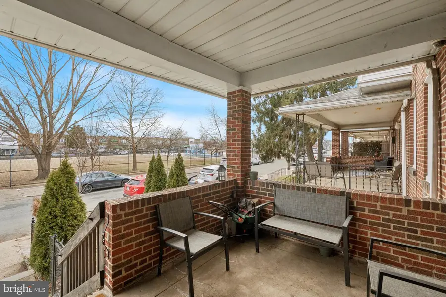 6532 Hegerman St, Philadelphia, PA 19135 - Image #2