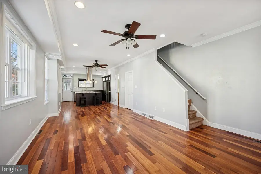 389 Conarroe St, Philadelphia, PA 19128 - #3