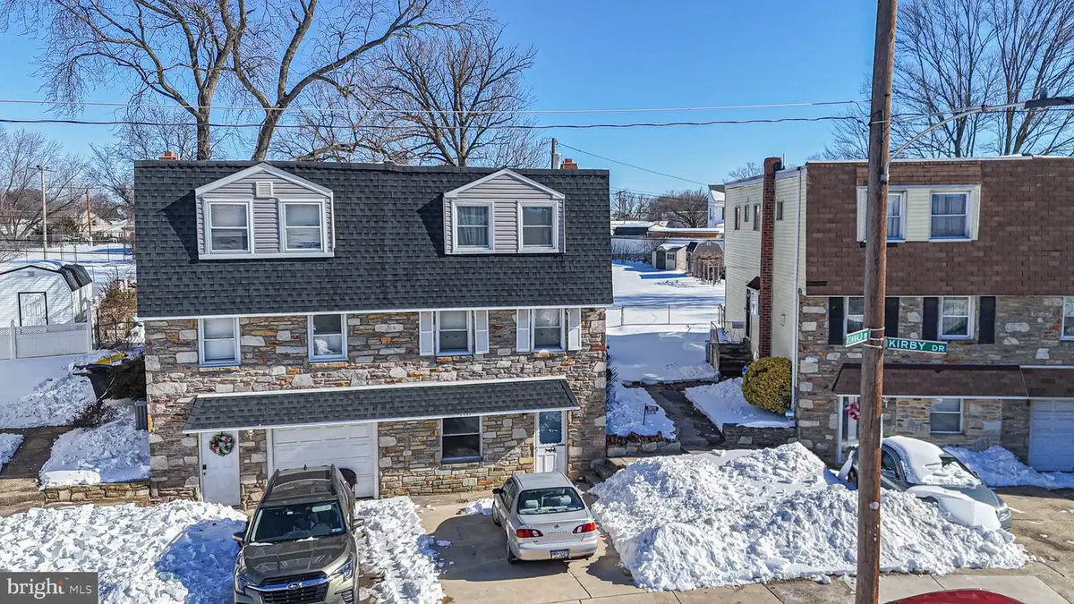 3875 Ronnald Dr, Philadelphia, PA 19154 - #1