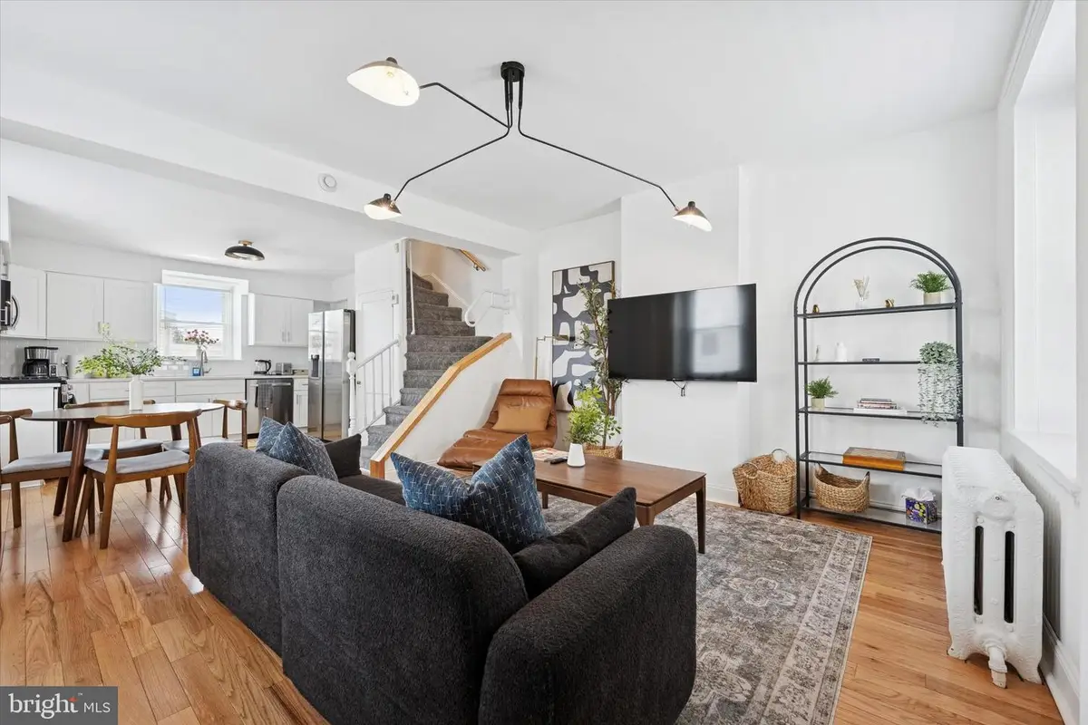 4446 Silverwood St, Philadelphia, PA 19127 - Image #1