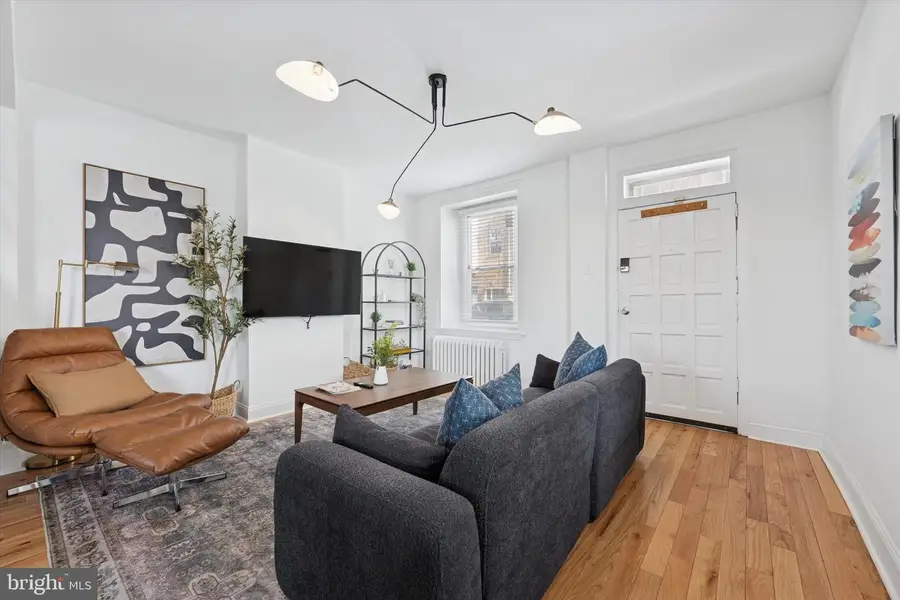 4446 Silverwood St, Philadelphia, PA 19127 - Image #2