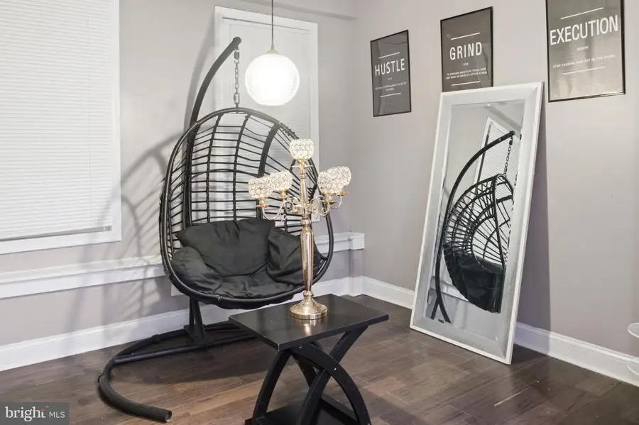 1758 S Avondale St, Philadelphia, PA 19142 - #2