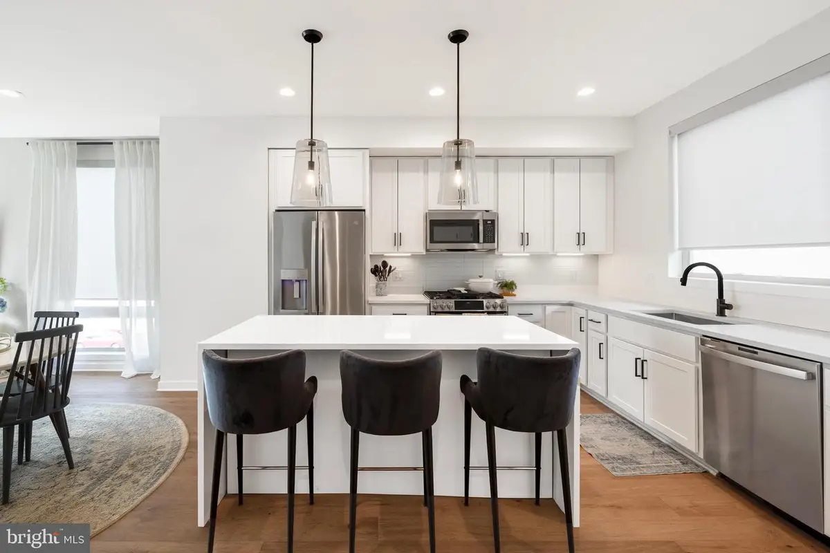 3001 Riseview Ln, Philadelphia, PA 19125 - Image #1