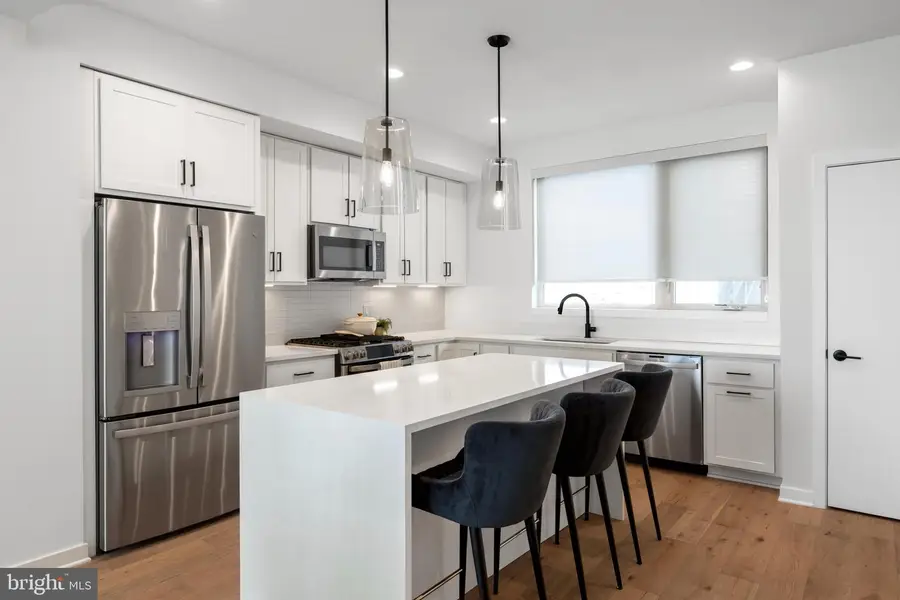 3001 Riseview Ln, Philadelphia, PA 19125 - Image #2