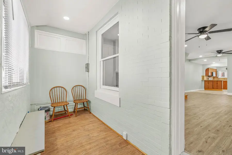 2342 Tasker St, Philadelphia, PA 19145 - Image #3