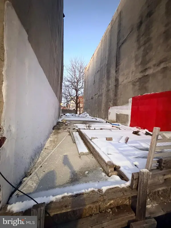 3021 W Diamond St, PHILADELPHIA, PA 19121