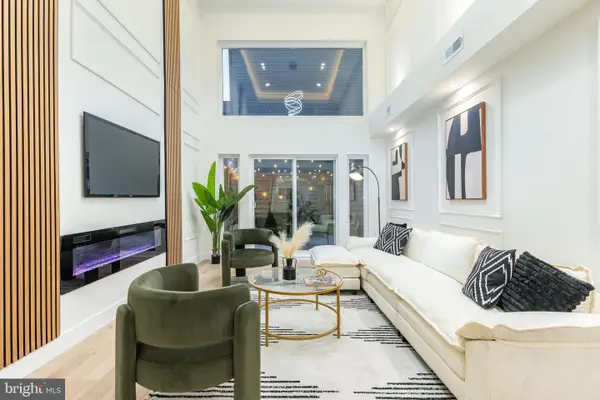 2510 Sepviva St, PHILADELPHIA, PA 19125