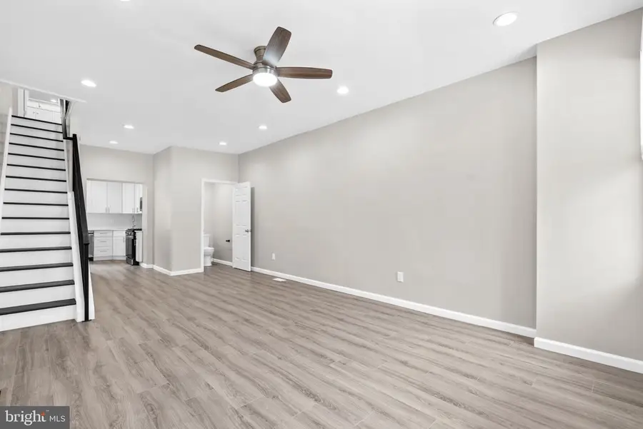 2126 Pierce St, Philadelphia, PA 19145 - #3