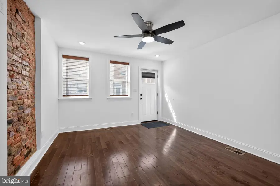 103 Mcclellan St, Philadelphia, PA 19148 - #3