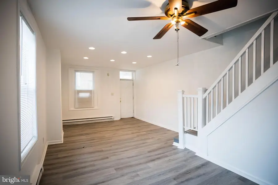 2000 S Avondale St, Philadelphia, PA 19142 - #3