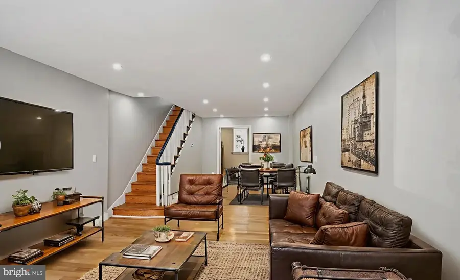 1912 S 9th St, Philadelphia, PA 19148 - #2