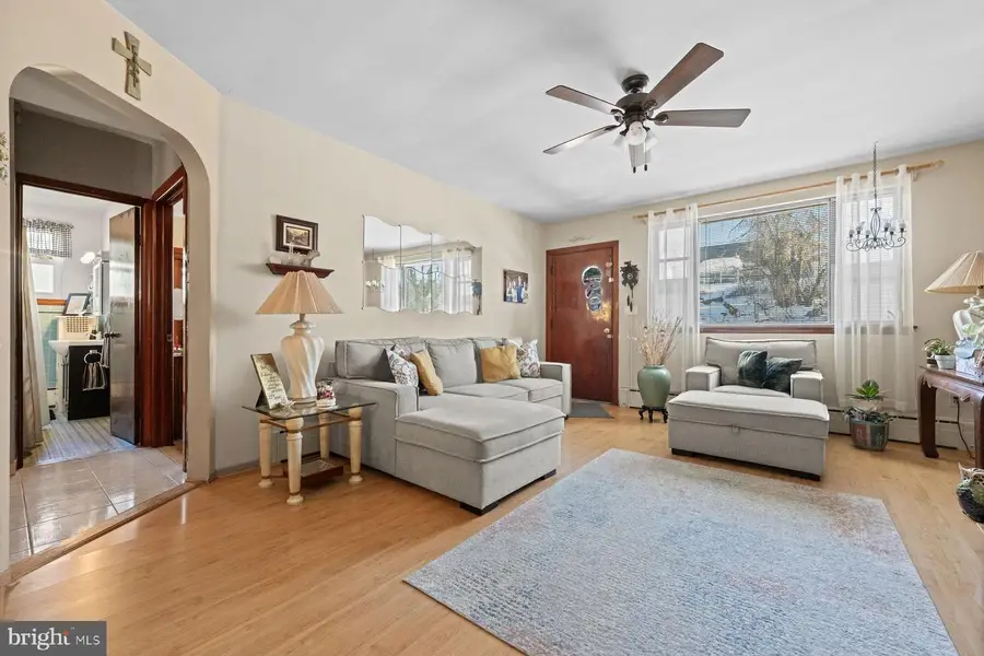 370 Paoli Ave, Philadelphia, PA 19128 - #3