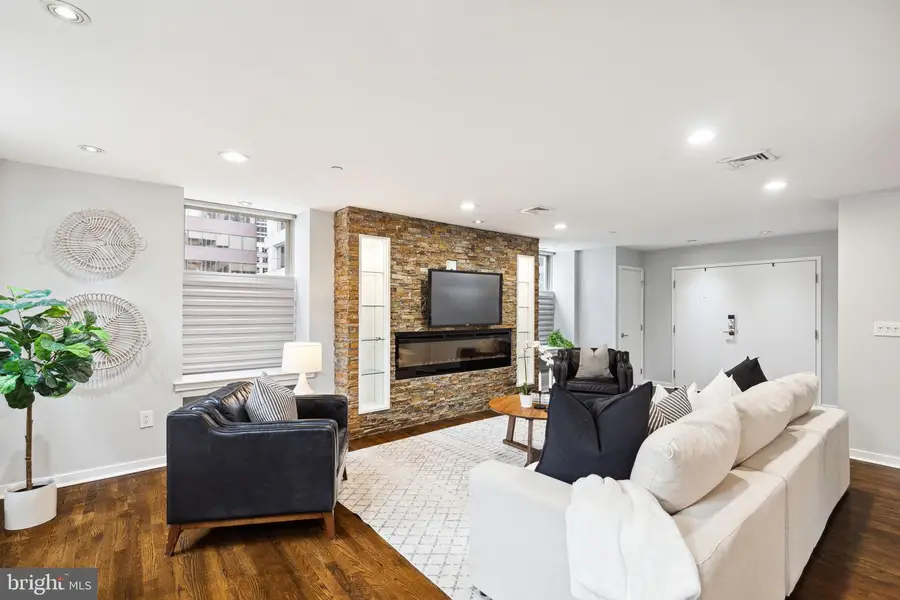 1737 Chestnut St #501, Philadelphia, PA 19103 - #3