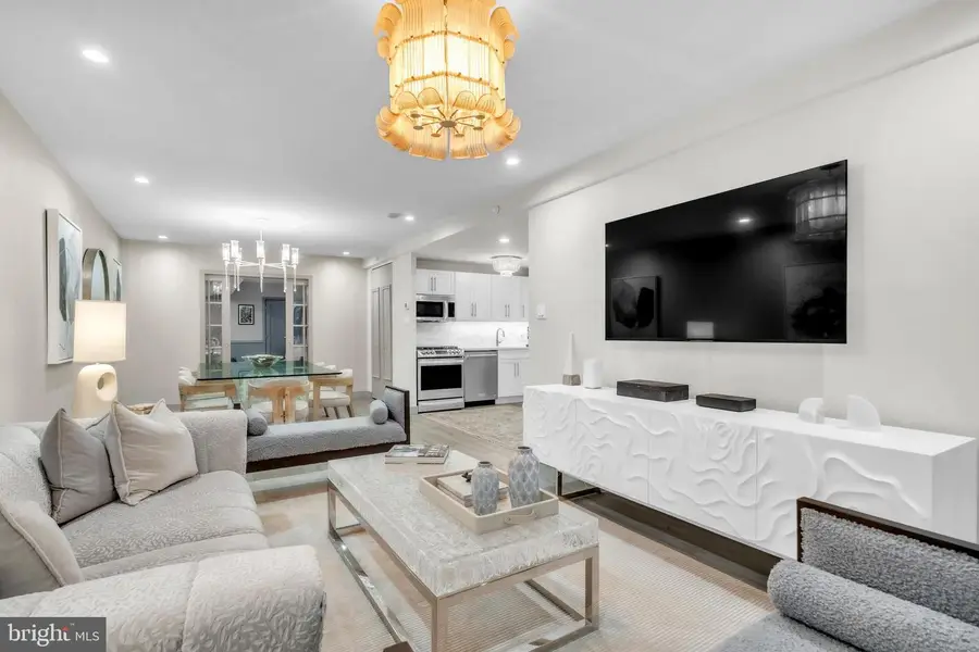 219-29 S 18th St #822, Philadelphia, PA 19103 - #3