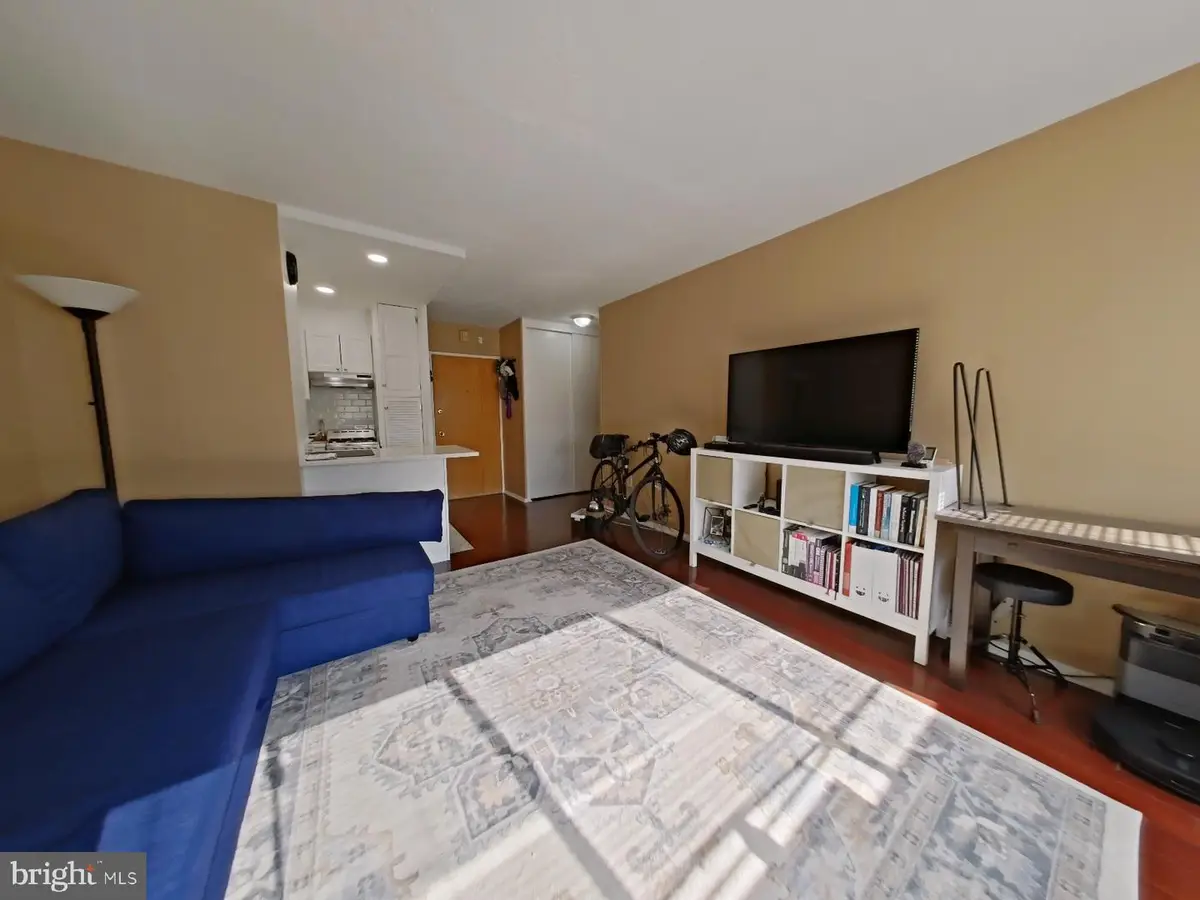 2101-17 Chestnut St #1011, Philadelphia, PA 19103 - Image #1