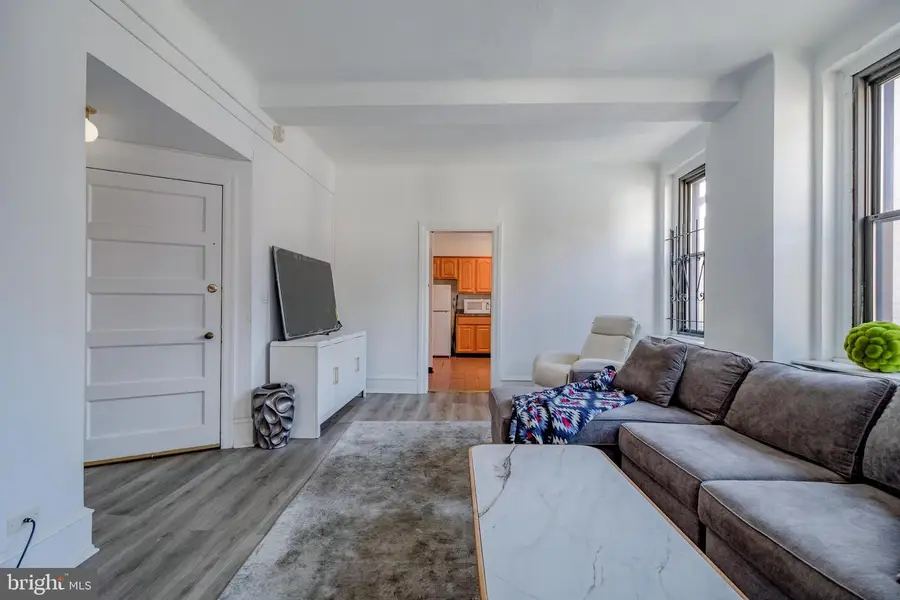 250 S 13th St #6a, Philadelphia, PA 19107 - Image #3