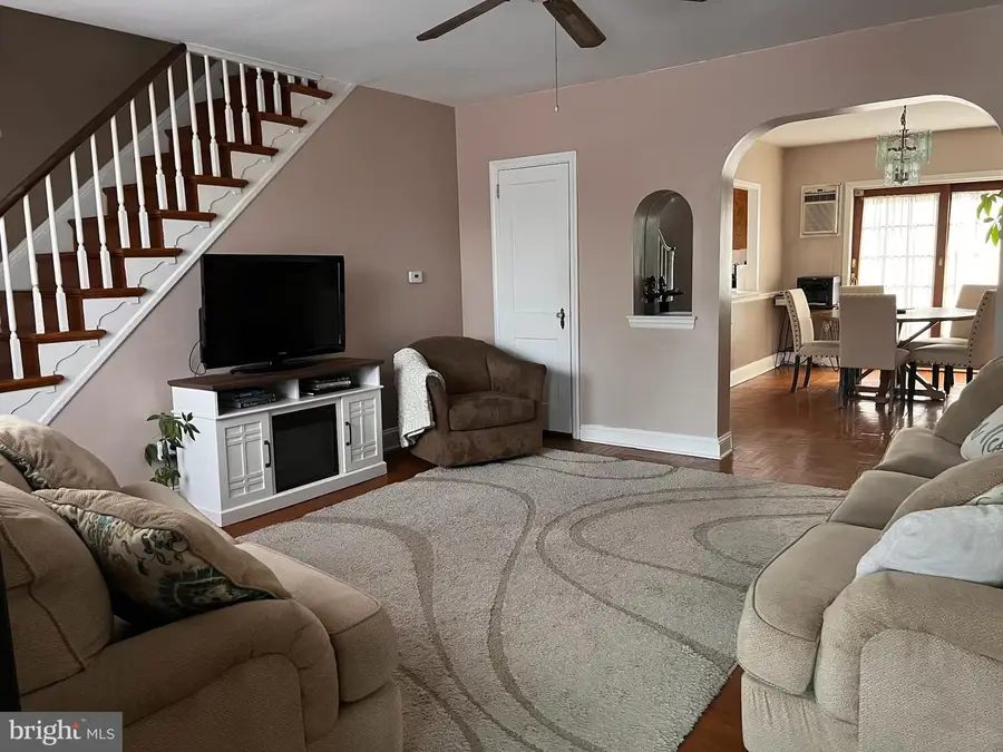 3312 Oakmont St, Philadelphia, PA 19136 - #2