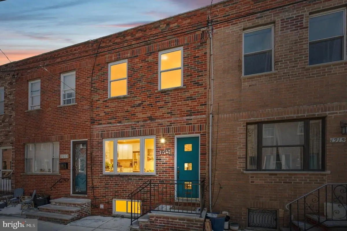 1913 S Iseminger St, Philadelphia, PA 19148 - #1