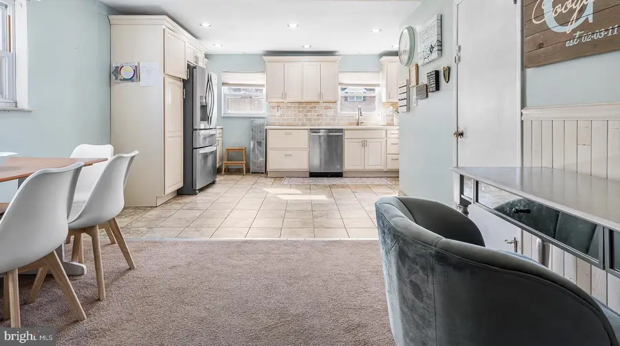 7381 Valley Ave, Philadelphia, PA 19128 - #2