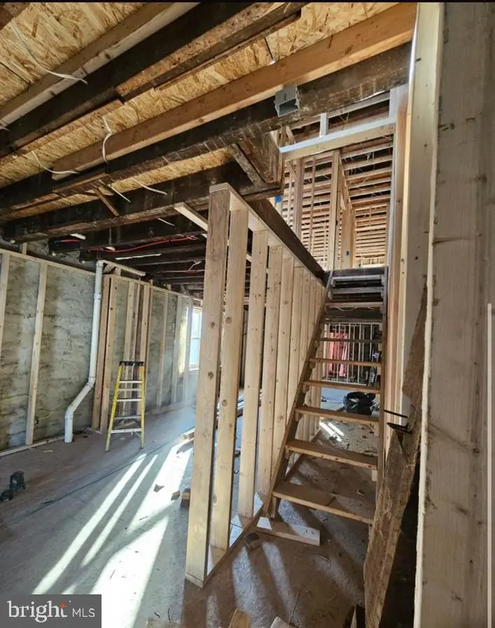 6745 Greenway Ave, Philadelphia, PA 19142 - #2