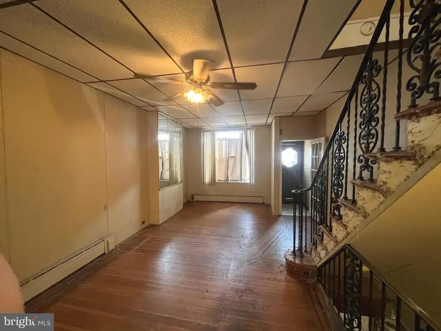 2526 S Juniper St, Philadelphia, PA 19148 - #3