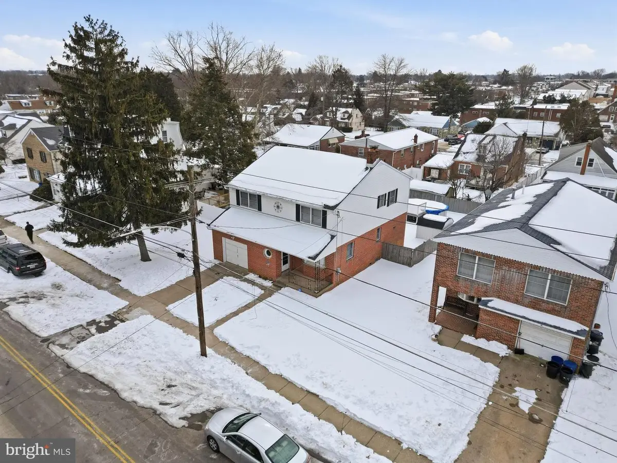 708 Hoffnagle St, Philadelphia, PA 19111 - #1