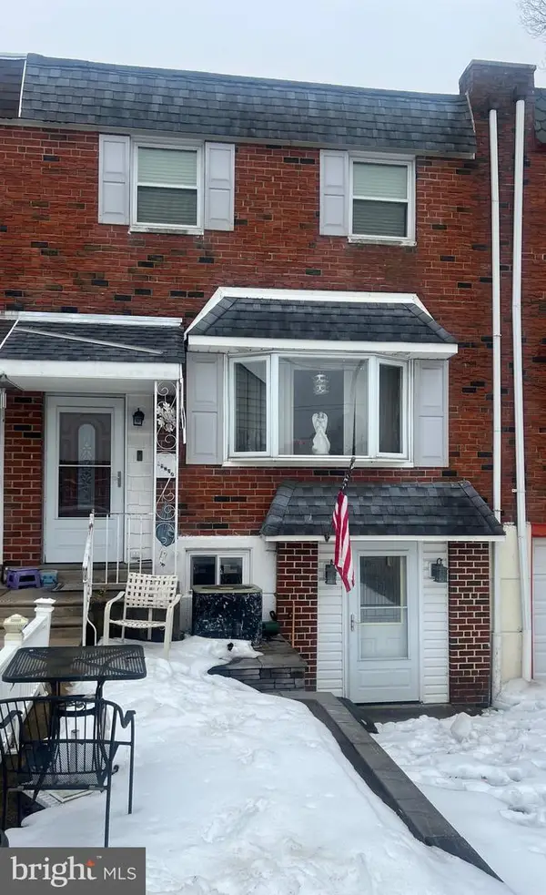 12703 Elnora Rd, PHILADELPHIA, PA 19154