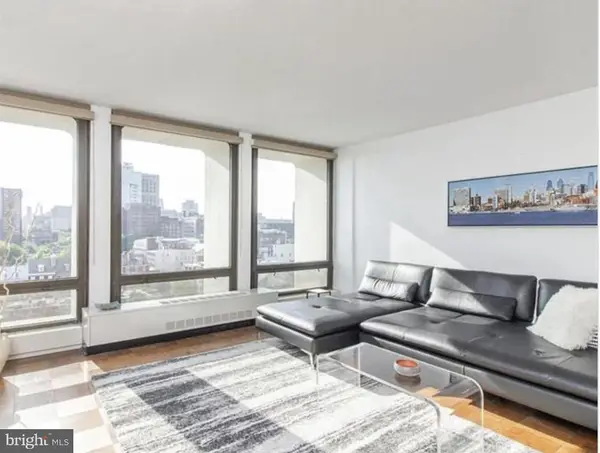 210 Locust St #10fw, PHILADELPHIA, PA 19106