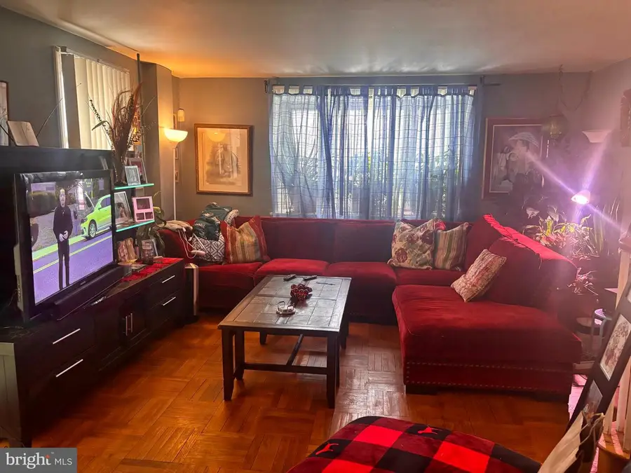 1239 E Cardeza St, Philadelphia, PA 19119 - #2