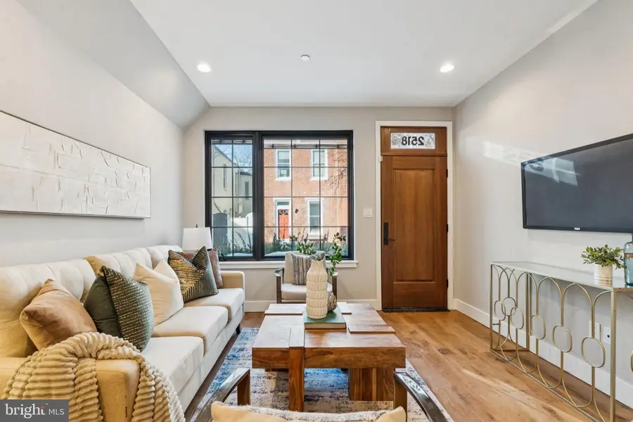 2518 Waverly St, Philadelphia, PA 19146 - Image #3