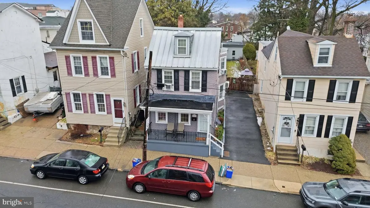 4135 Rhawn St, Philadelphia, PA 19136 - #1