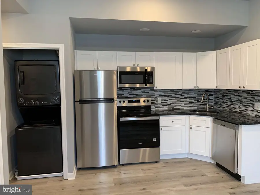 517 S 42nd St, Philadelphia, PA 19104 - Image #2