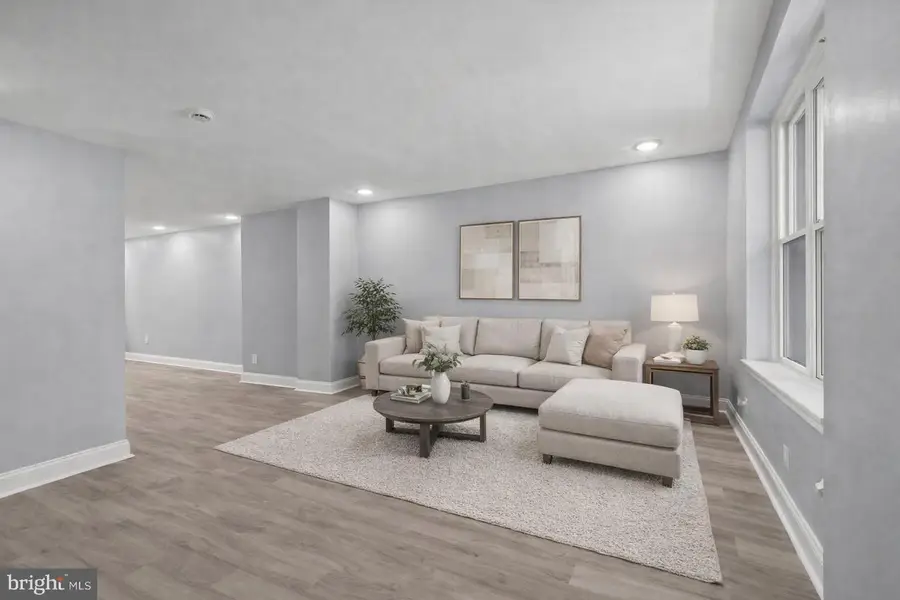 1011 S Ithan St, Philadelphia, PA 19143 - #2