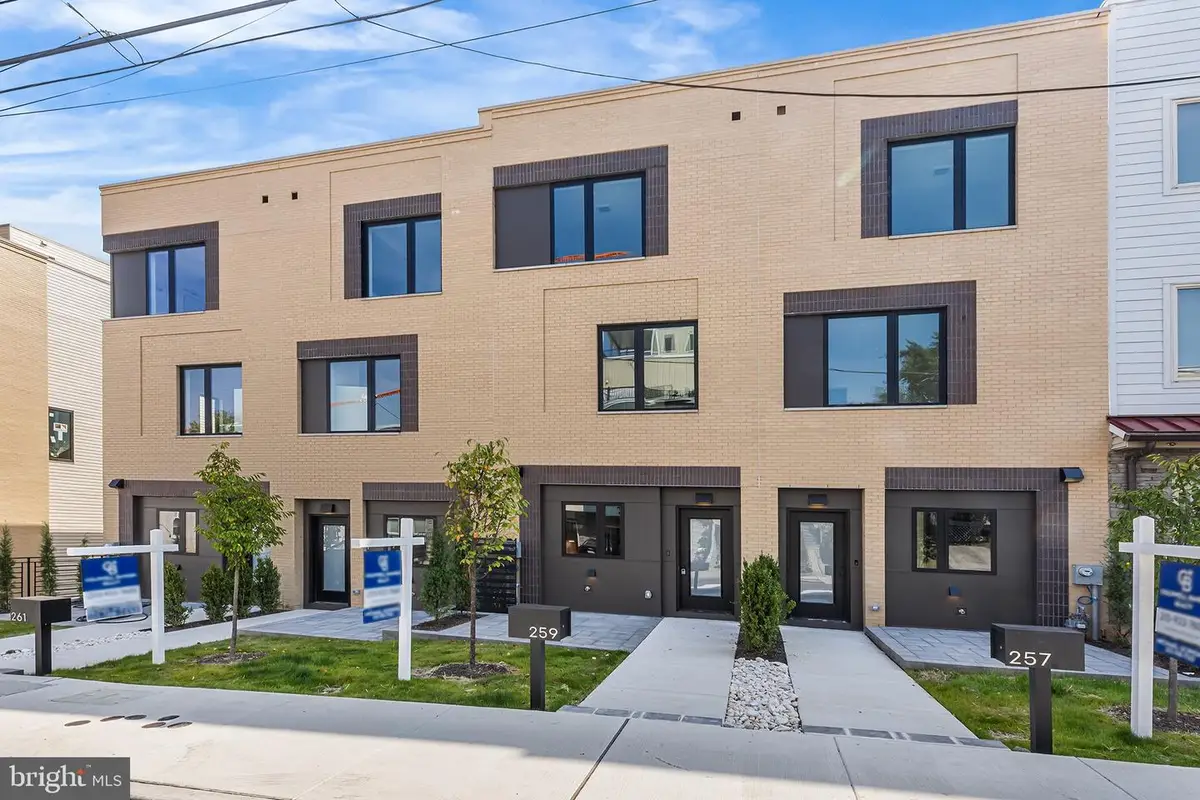 271 Delmar St, Philadelphia, PA 19128 - #1