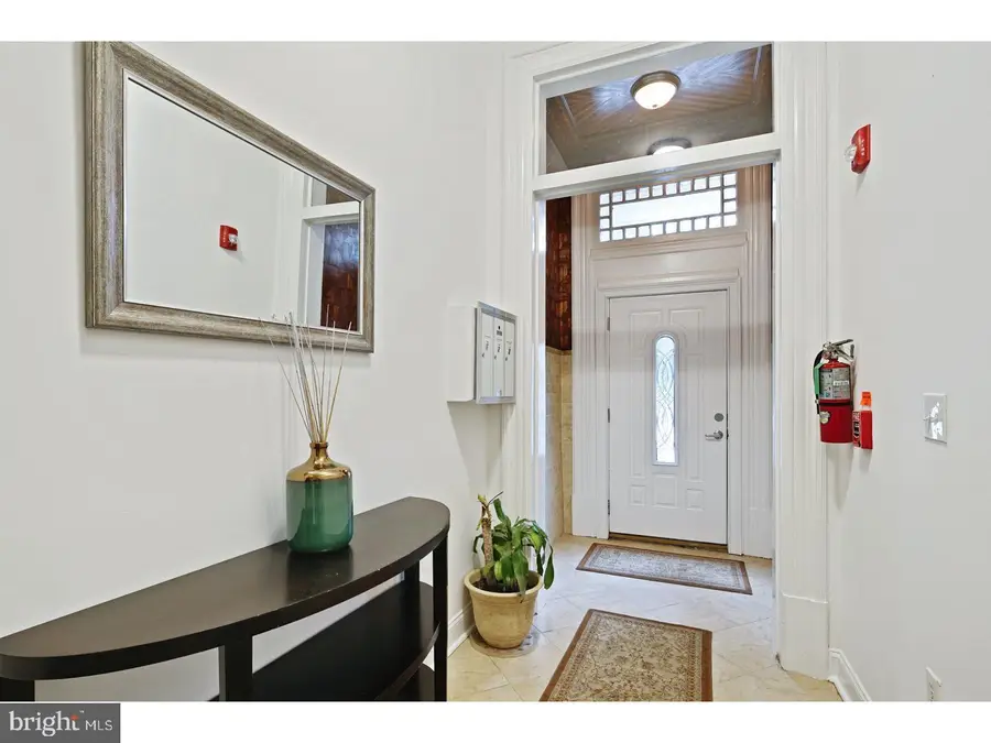 1611-00 Fairmount Ave #3, Philadelphia, PA 19130 - #2