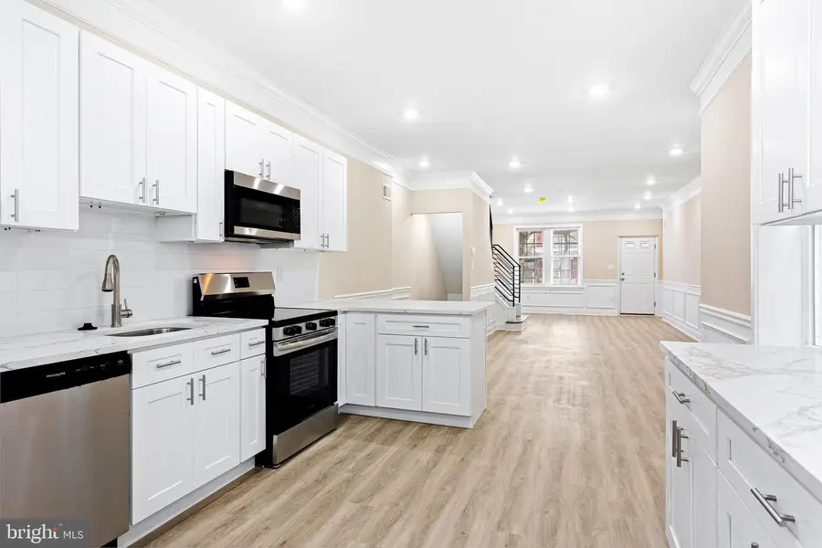 806 S 56th St, Philadelphia, PA 19143 - #2