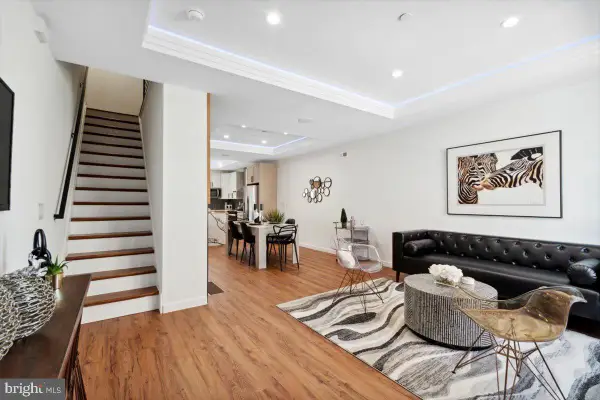 1805 E Oakdale St, PHILADELPHIA, PA 19125