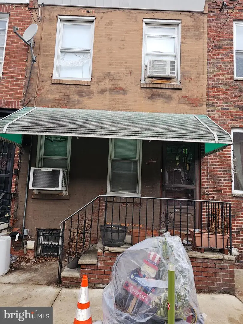 825 Pierce St, Philadelphia, PA 19148 - #1