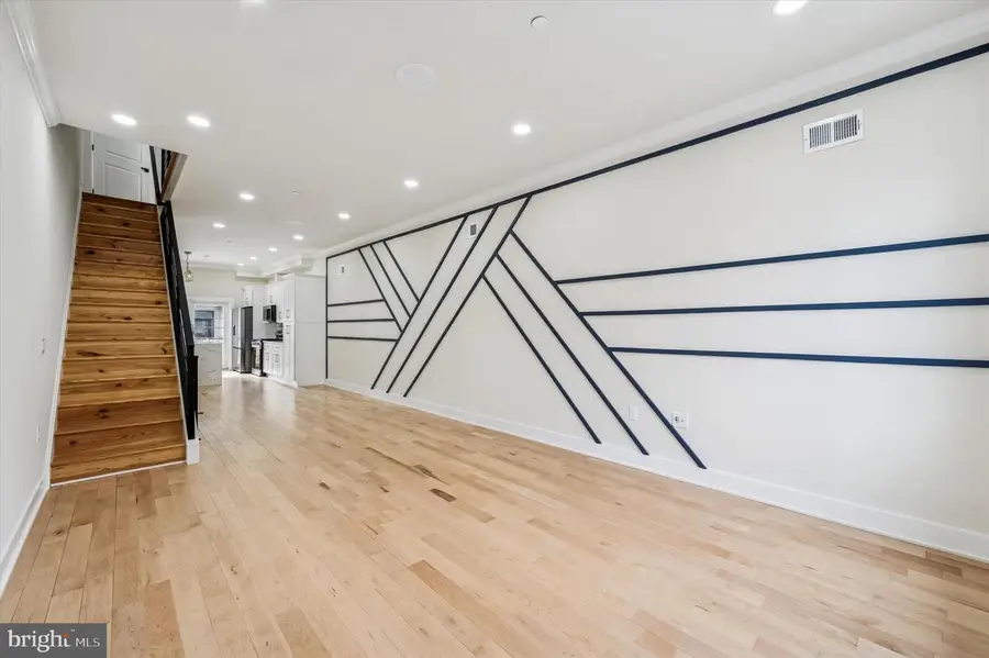 604 Mckean St, Philadelphia, PA 19148 - #3