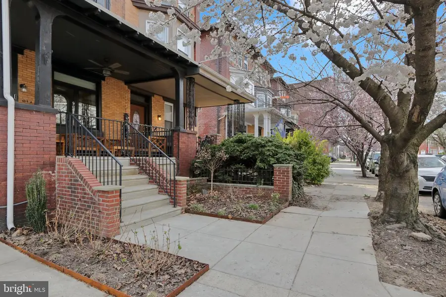 814 S 49th St, Philadelphia, PA 19143 - #2