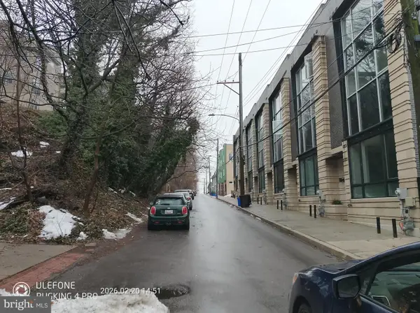 4589 Silverwood St, PHILADELPHIA, PA 19127