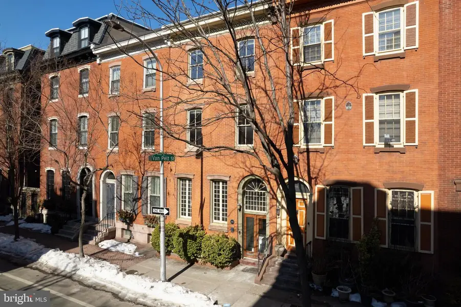 2115 Pine St, Philadelphia, PA 19103 - #2