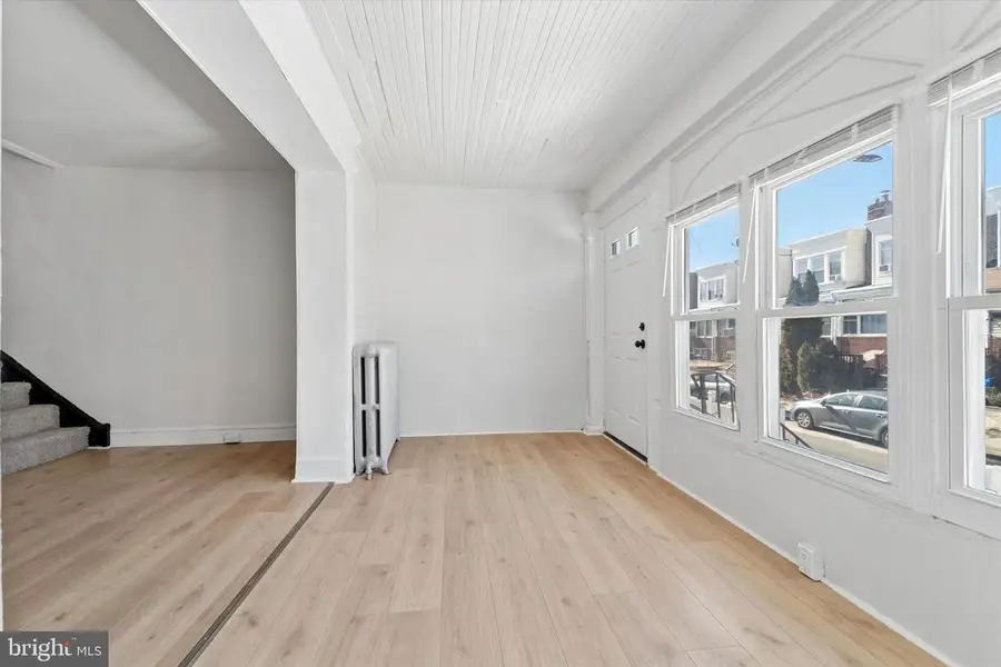 6512 Reedland St, Philadelphia, PA 19142 - #2