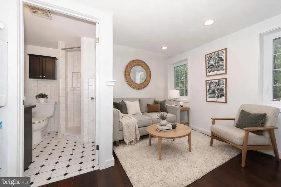 9 Bristow Pl, Philadelphia, PA 19123 - #3