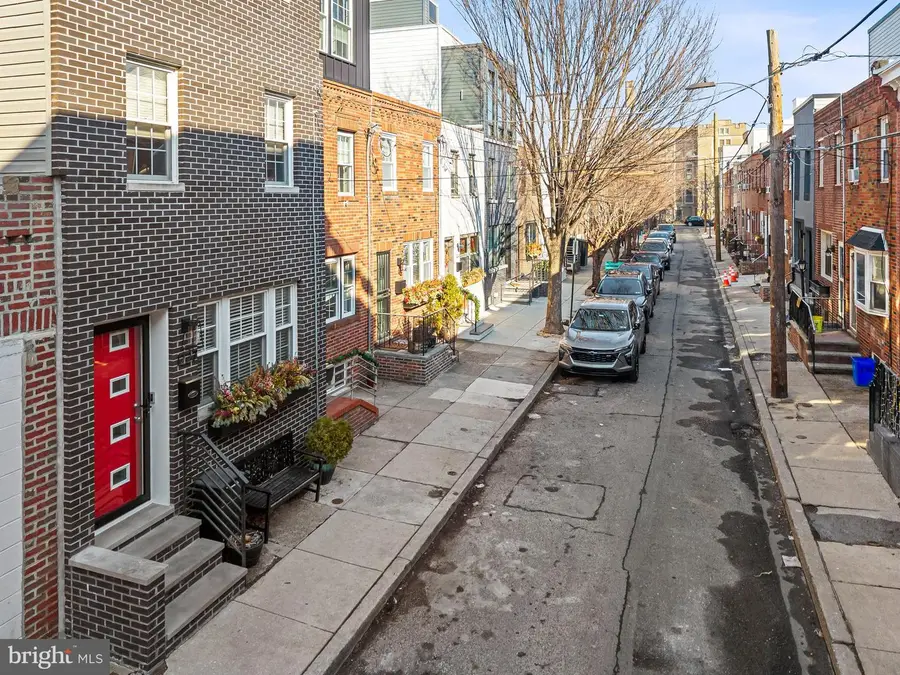 1227 Latona St, Philadelphia, PA 19147 - #3
