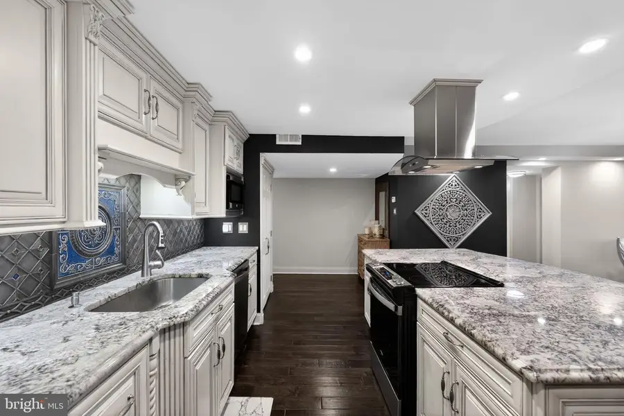 1420 Locust St #31i, Philadelphia, PA 19102 - #2